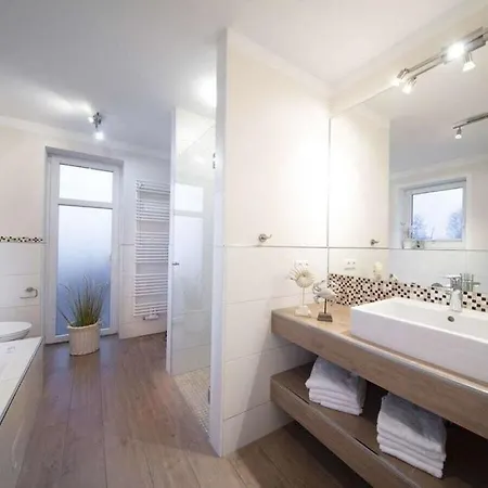 펜션 With 1 Bedroom Rettin