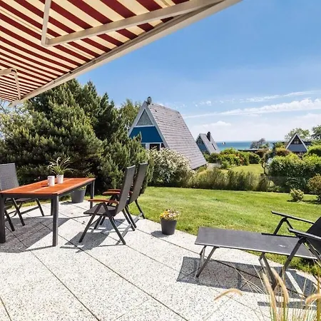 With 1 Bedroom * Rettin